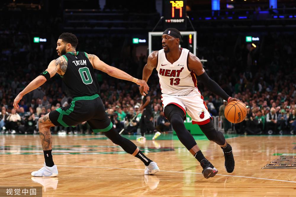 境中与滑雪 境中与滑雪